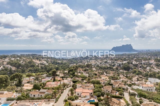 4 soveværelse Villa til salg i El Portet - Pla de Mar, Teulada-Moraira med swimmingpool garage - € 1.890.000 (Ref: 10170298)