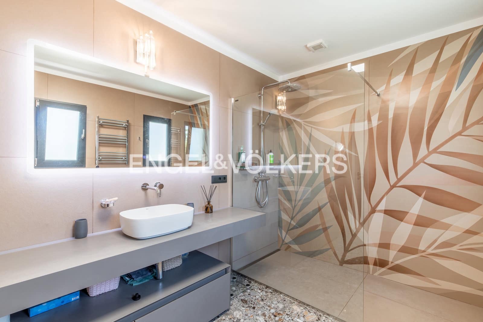 4 soveværelse Villa til salg i Moraira med swimmingpool garage - € 1.890.000 (Ref: 10170298)