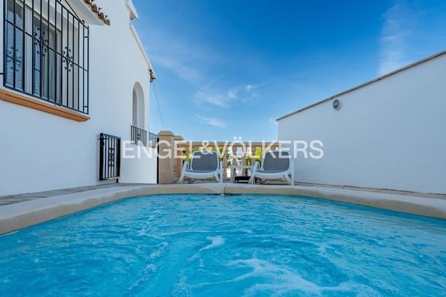 Chalet de 3 habitaciones en El Portet - Pla de Mar, Teulada-Moraira en venta con piscina garaje - 525.000 € (Ref: 10185879)