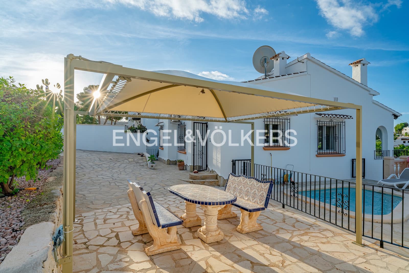 3 quarto Moradia para venda em Moraira com piscina garagem - 525 000 € (Ref: 10185879)