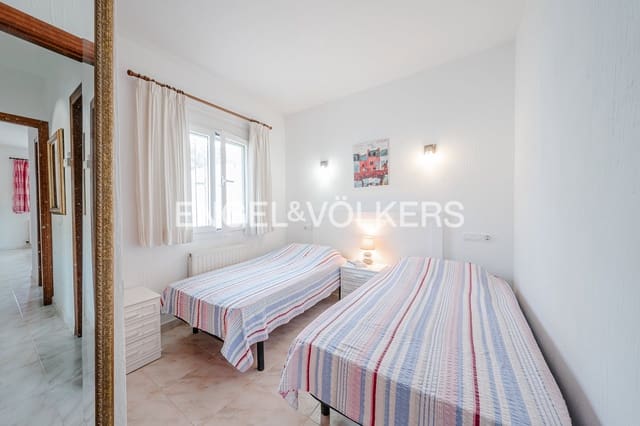Chalet de 3 habitaciones en El Portet - Pla de Mar, Teulada-Moraira en venta con piscina garaje - 525.000 € (Ref: 10185879)