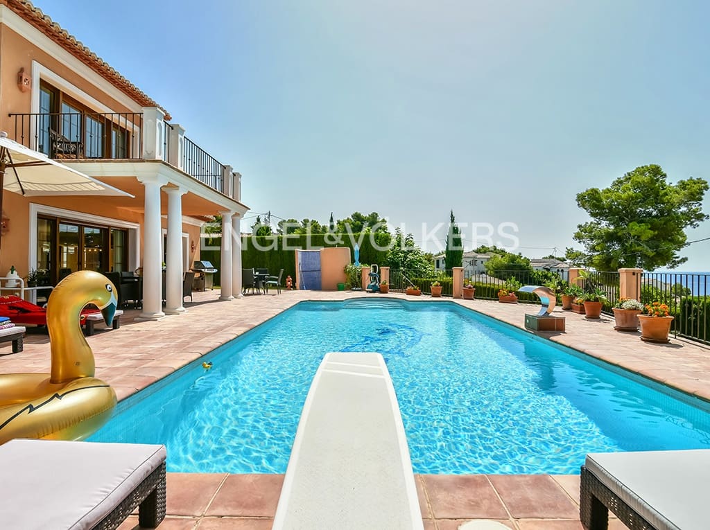 3 makuuhuone Huvila myytävänä paikassa Benissa mukana uima-altaan 
autotalli - 1 150 000 € (Ref: 5052978)