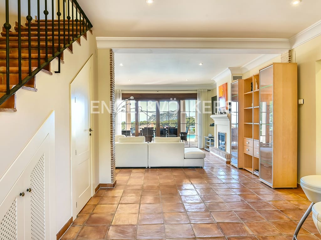 3 makuuhuone Huvila myytävänä paikassa Benissa mukana uima-altaan 
autotalli - 1 150 000 € (Ref: 5052978)