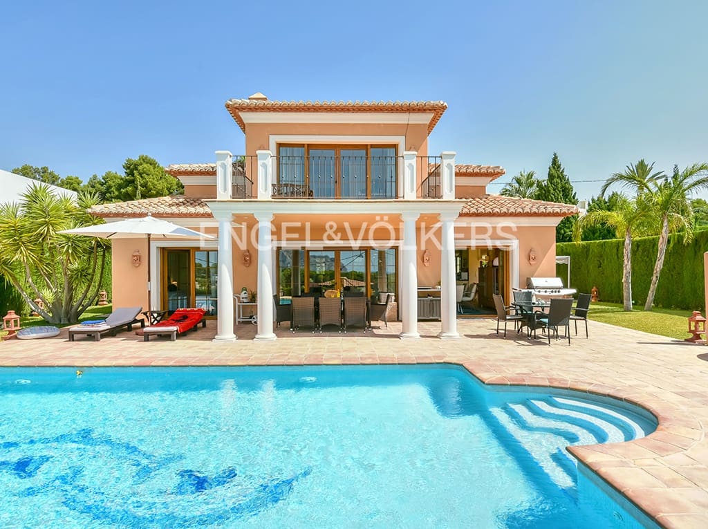 3 makuuhuone Huvila myytävänä paikassa Benissa mukana uima-altaan 
autotalli - 1 150 000 € (Ref: 5052978)