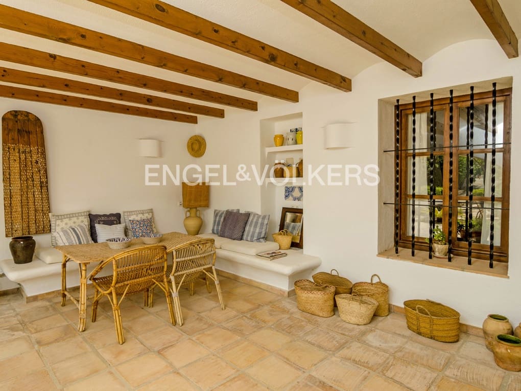 6 makuuhuone Maalaistalo myytävänä paikassa Benissa mukana uima-altaan 
autotalli - 2 975 000 € (Ref: 5053052)