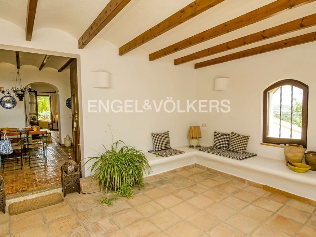 6 makuuhuone Maalaistalo myytävänä paikassa Benissa mukana uima-altaan 
autotalli - 2 975 000 € (Ref: 5053052)