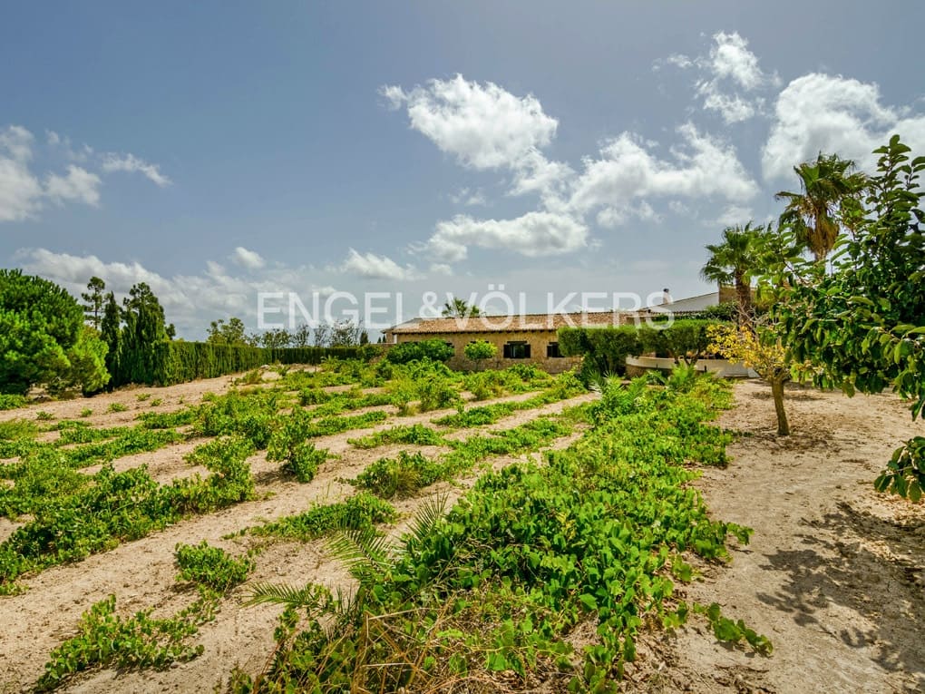 6 makuuhuone Maalaistalo myytävänä paikassa Benissa mukana uima-altaan 
autotalli - 2 975 000 € (Ref: 5053052)