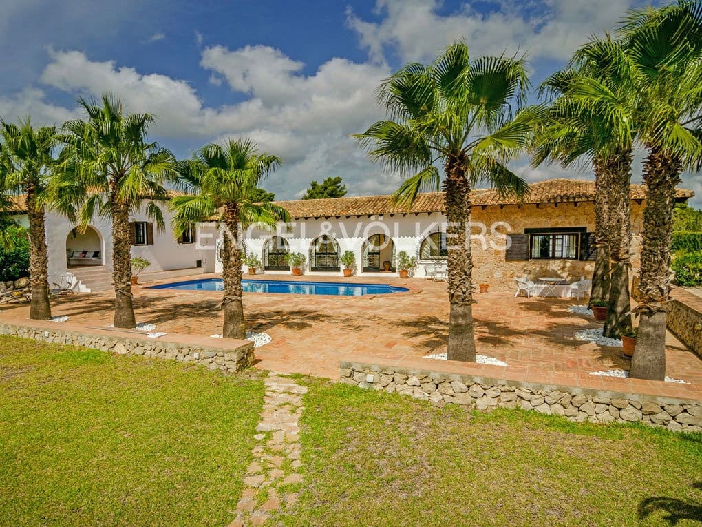 6 soverom Finca/Herregård til salgs i Benissa med svømmebasseng garasje - € 2 975 000 (Ref: 5053052)