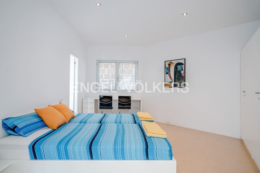 6 bedroom Villa for sale in Altea with pool garage - € 1,999,000 (Ref: 5053245)