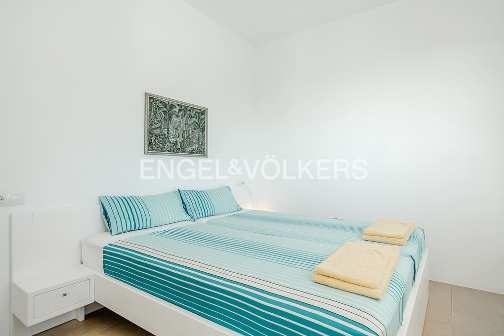 6 bedroom Villa for sale in Altea with pool garage - € 1,999,000 (Ref: 5053245)