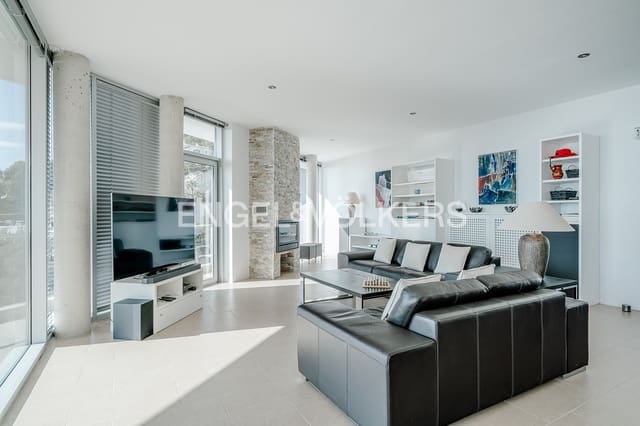 6 bedroom Villa for sale in Altea with pool garage - € 1,999,000 (Ref: 5053245)