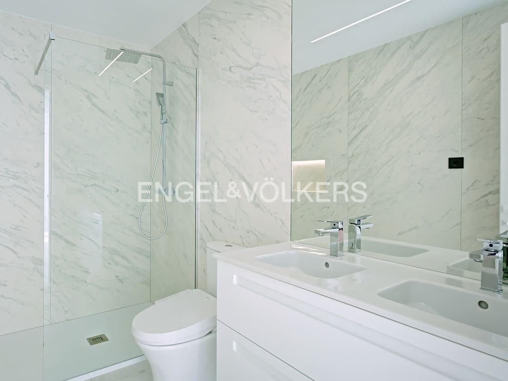 5 makuuhuone Huvila myytävänä paikassa Altea mukana uima-altaan 
autotalli - 2 350 000 € (Ref: 5578809)