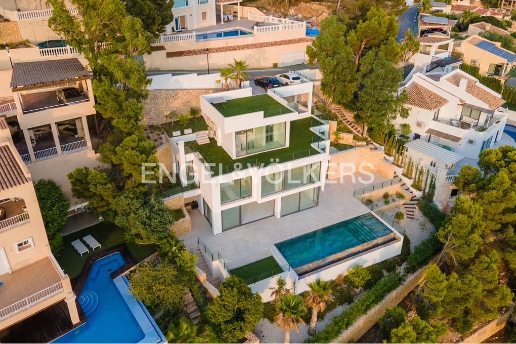 Chalet de 5 habitaciones en Altea en venta con piscina garaje - 2.200.000 € (Ref: 5578809)