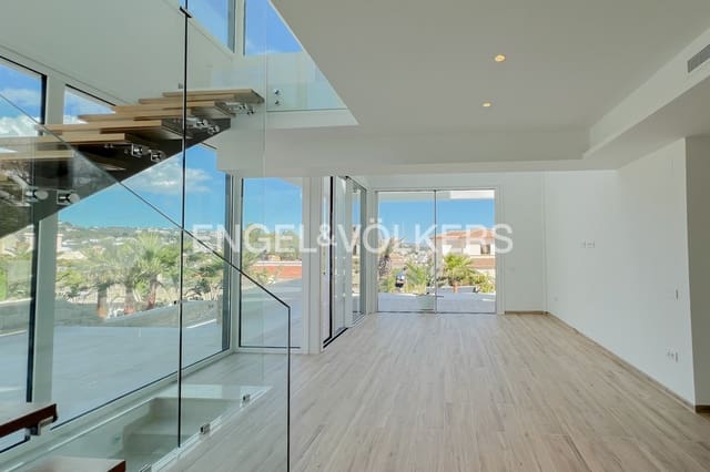 4 soveværelse Villa til salg i Benissa med swimmingpool garage - € 2.260.000 (Ref: 6768673)