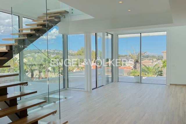 4 soveværelse Villa til salg i Benissa med swimmingpool garage - € 2.260.000 (Ref: 6768673)