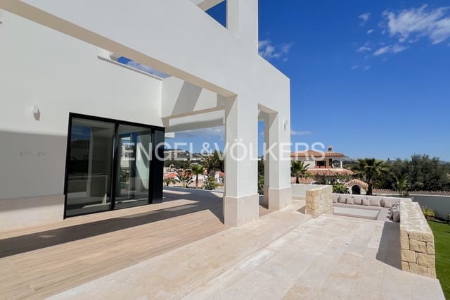 4 soveværelse Villa til salg i Benissa med swimmingpool garage - € 2.260.000 (Ref: 6768673)