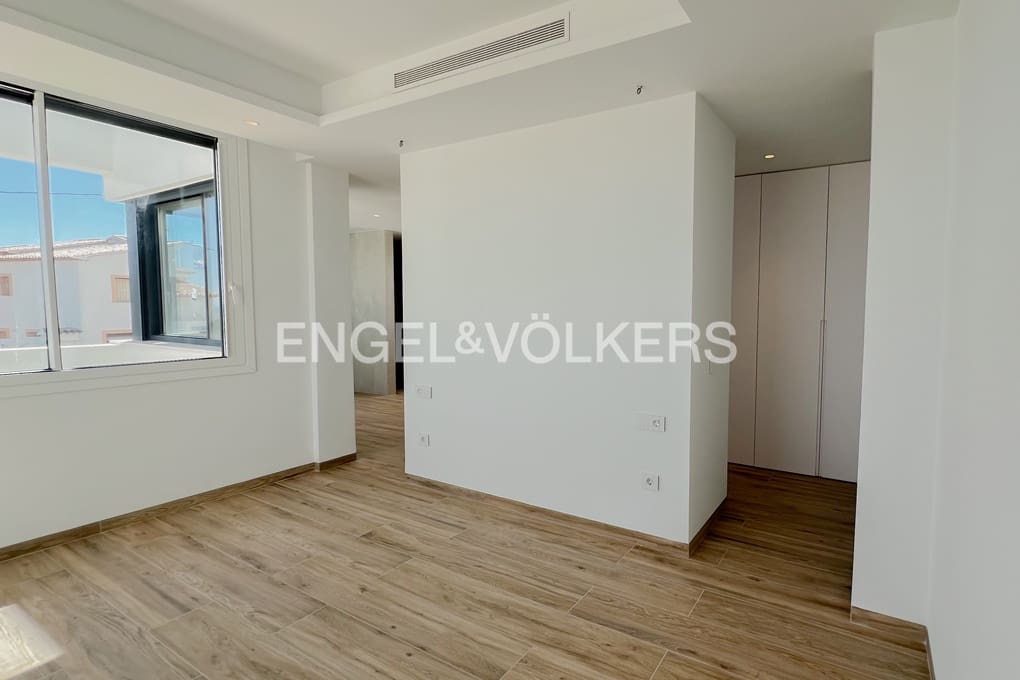 4 soveværelse Villa til salg i Benissa med swimmingpool garage - € 2.260.000 (Ref: 6768673)