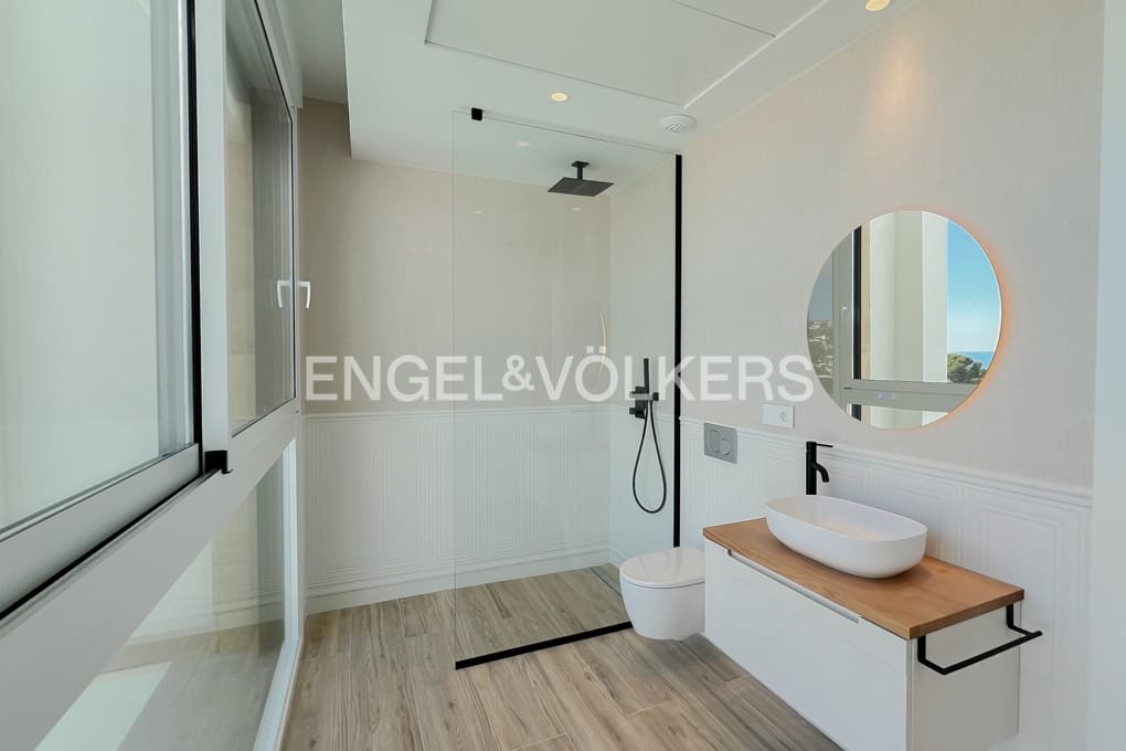 4 soveværelse Villa til salg i Benissa med swimmingpool garage - € 2.260.000 (Ref: 6768673)