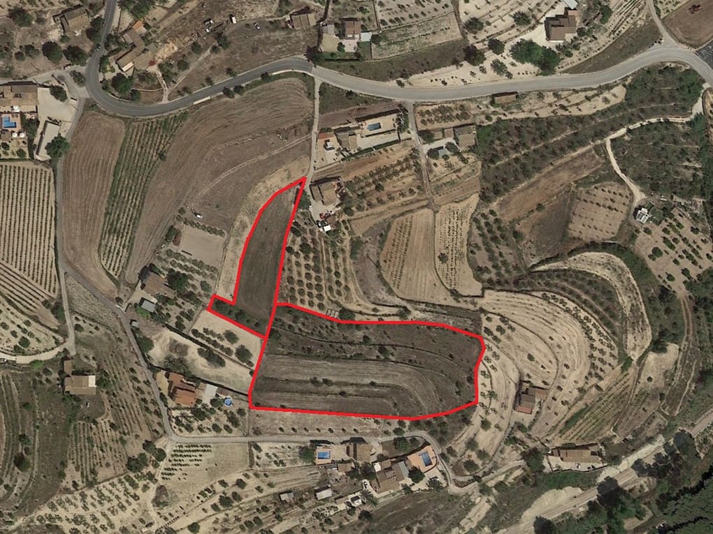 Grunde uden byggetilladelser til salg i Benissa - € 160.000 (Ref: 6994254)