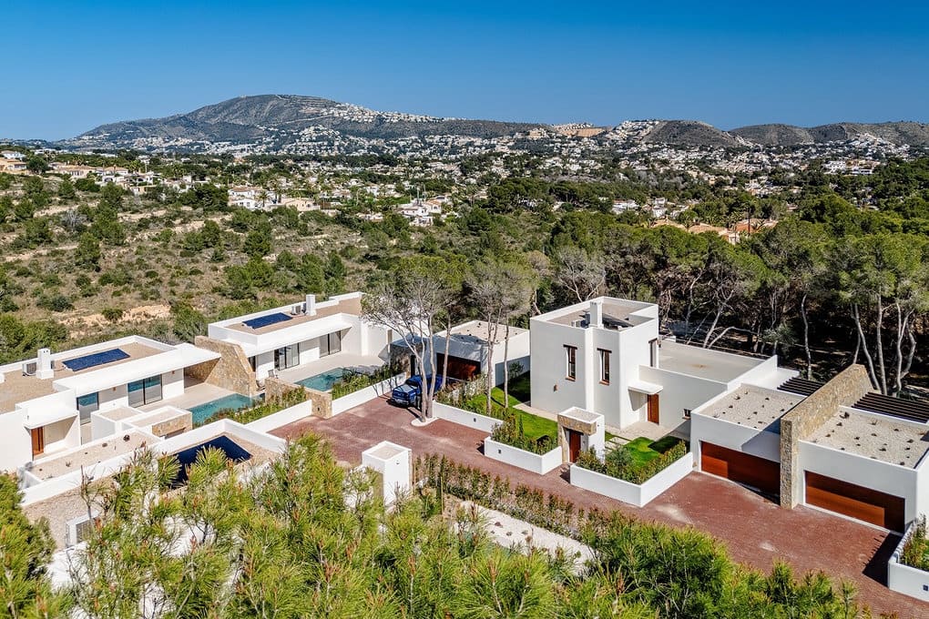 3 bedroom Villa for sale in Moraira with pool garage - € 1,690,000 (Ref: 7243717)
