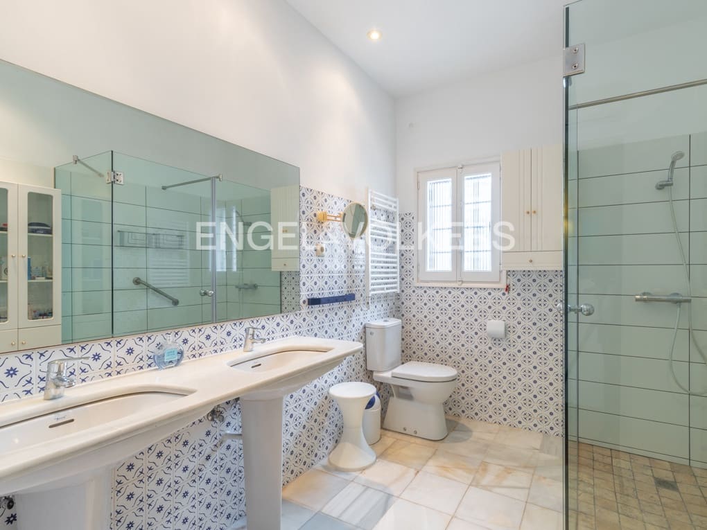 5 bedroom Villa for sale in Moraira with pool garage - € 1,650,000 (Ref: 7343602)