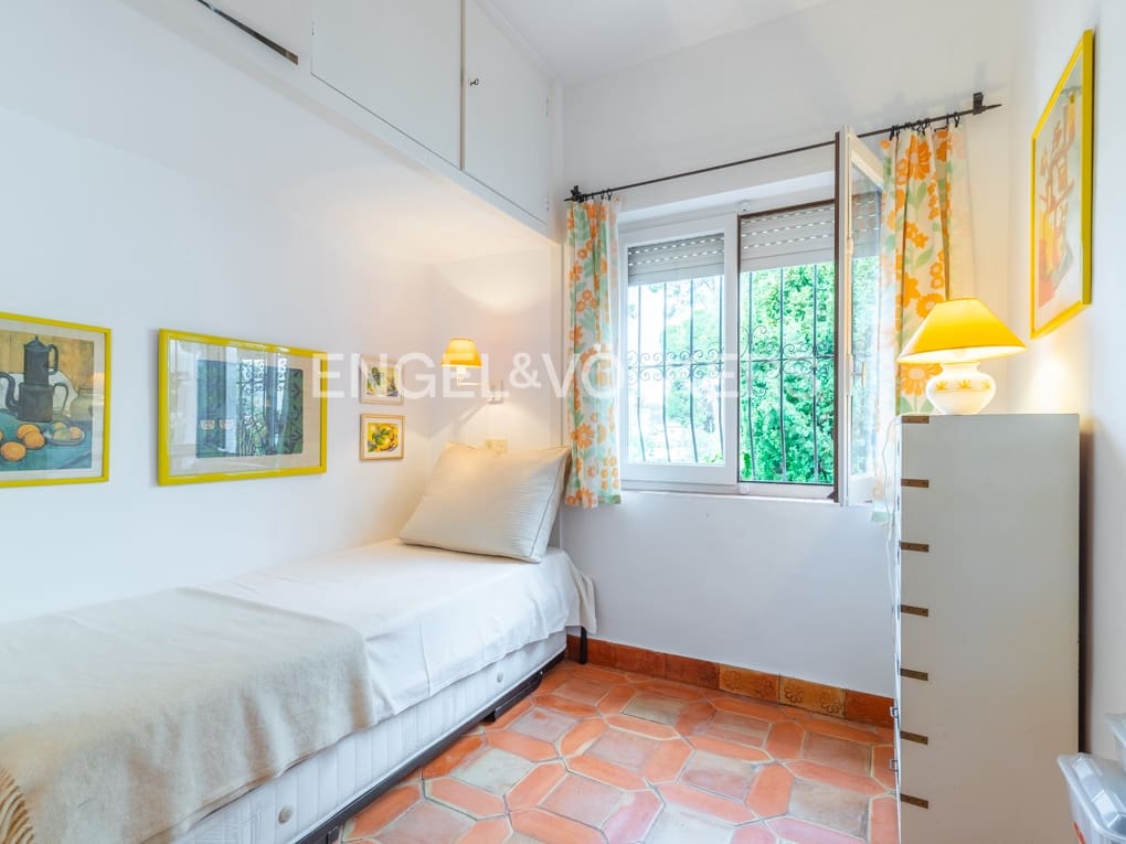 5 bedroom Villa for sale in Moraira with pool garage - € 1,650,000 (Ref: 7343602)