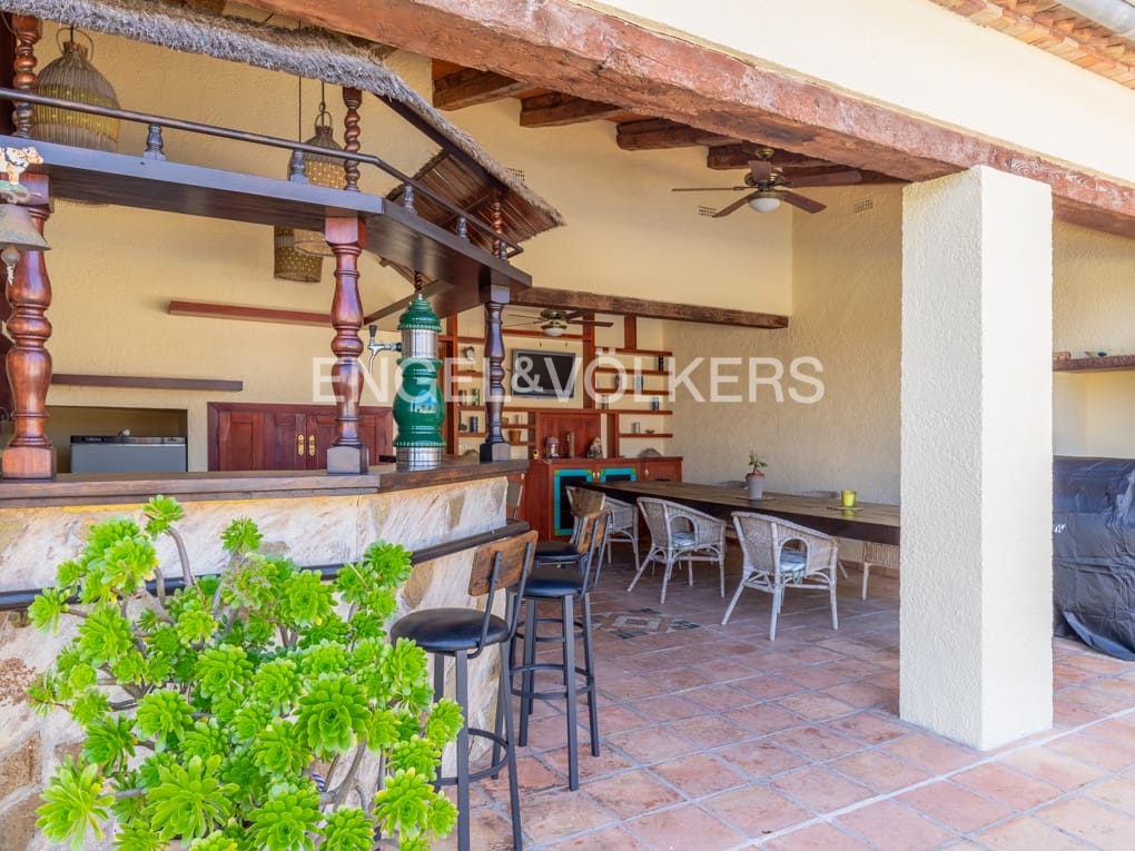 7 soveværelse Finca/Landehus til salg i Benissa med swimmingpool garage - € 995.000 (Ref: 7415786)