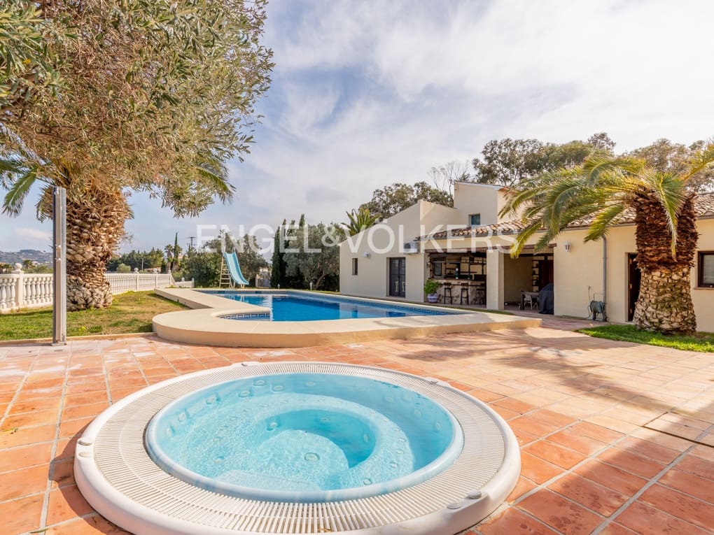 7 soveværelse Finca/Landehus til salg i Benissa med swimmingpool garage - € 995.000 (Ref: 7415786)