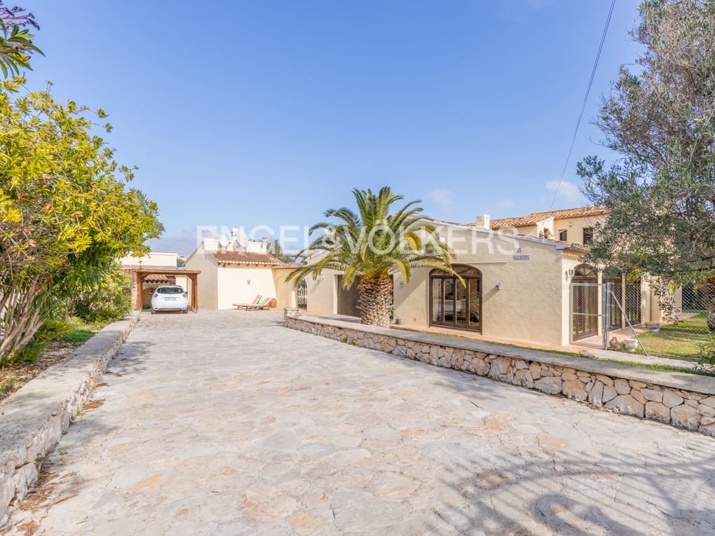 7 soveværelse Finca/Landehus til salg i Benissa med swimmingpool garage - € 995.000 (Ref: 7415786)