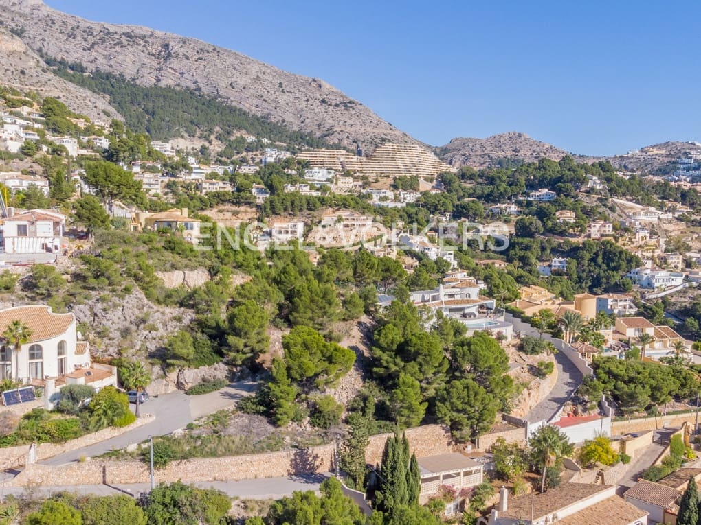 Grunde uden byggetilladelser til salg i Altea - € 575.000 (Ref: 7430767)