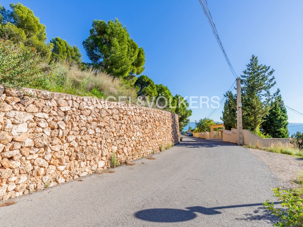 Grunde uden byggetilladelser til salg i Altea - € 575.000 (Ref: 7430767)