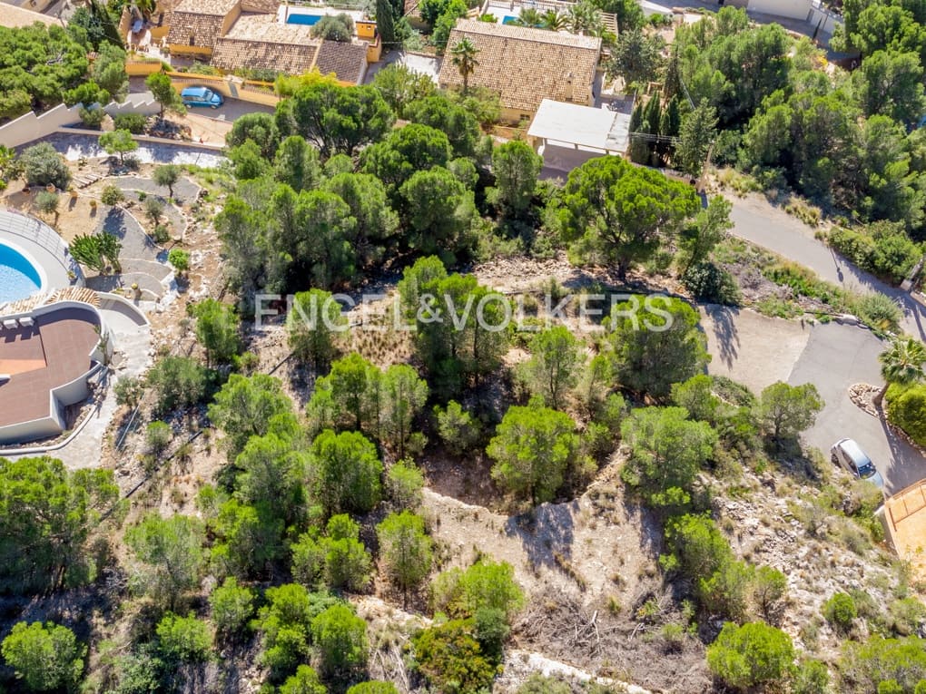 Grunde uden byggetilladelser til salg i Altea - € 575.000 (Ref: 7430767)