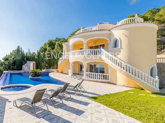 4 chambre Villa/Maison à vendre à Pueblo, Calpe / Calp avec piscine garage - 1 400 000 € (Ref: 7482184)