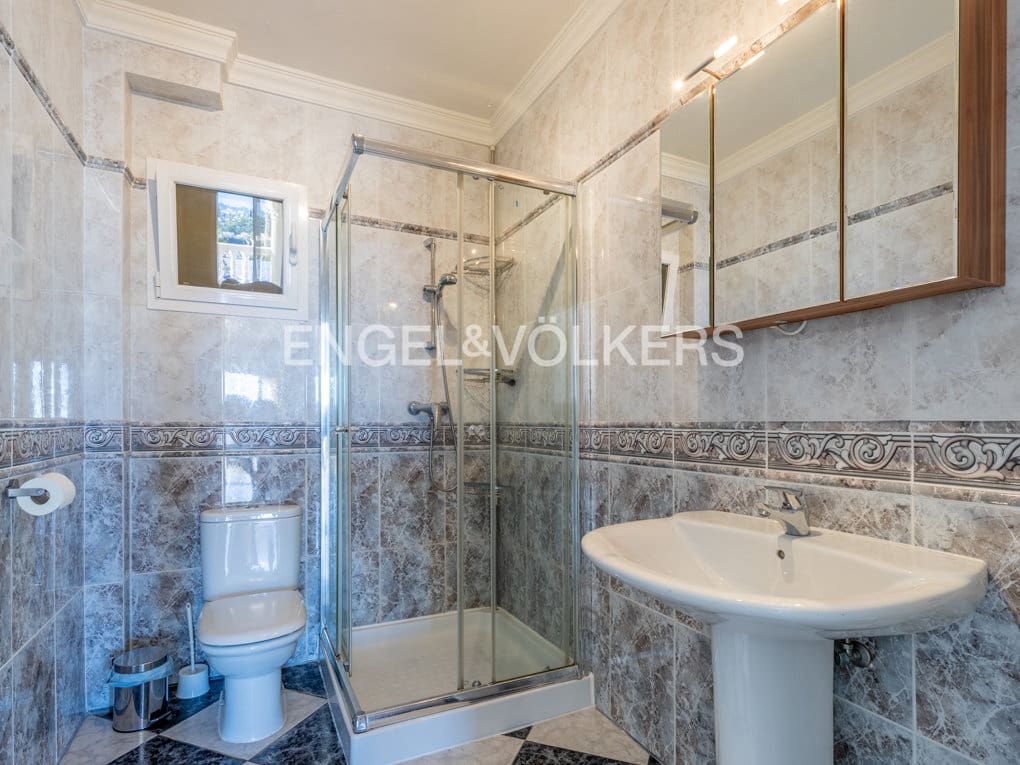 4 sovrum Villa till salu i Calpe / Calp med pool garage - 1 400 000 € (Ref: 7482184)