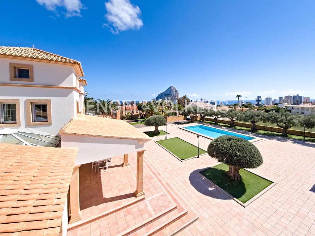 Chalet de 6 habitaciones en Calpe / Calp en venta con piscina garaje - 3.150.000 € (Ref: 7537323)