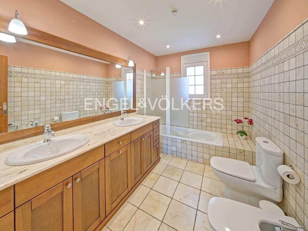 Chalet de 6 habitaciones en Calpe / Calp en venta con piscina garaje - 3.150.000 € (Ref: 7537323)