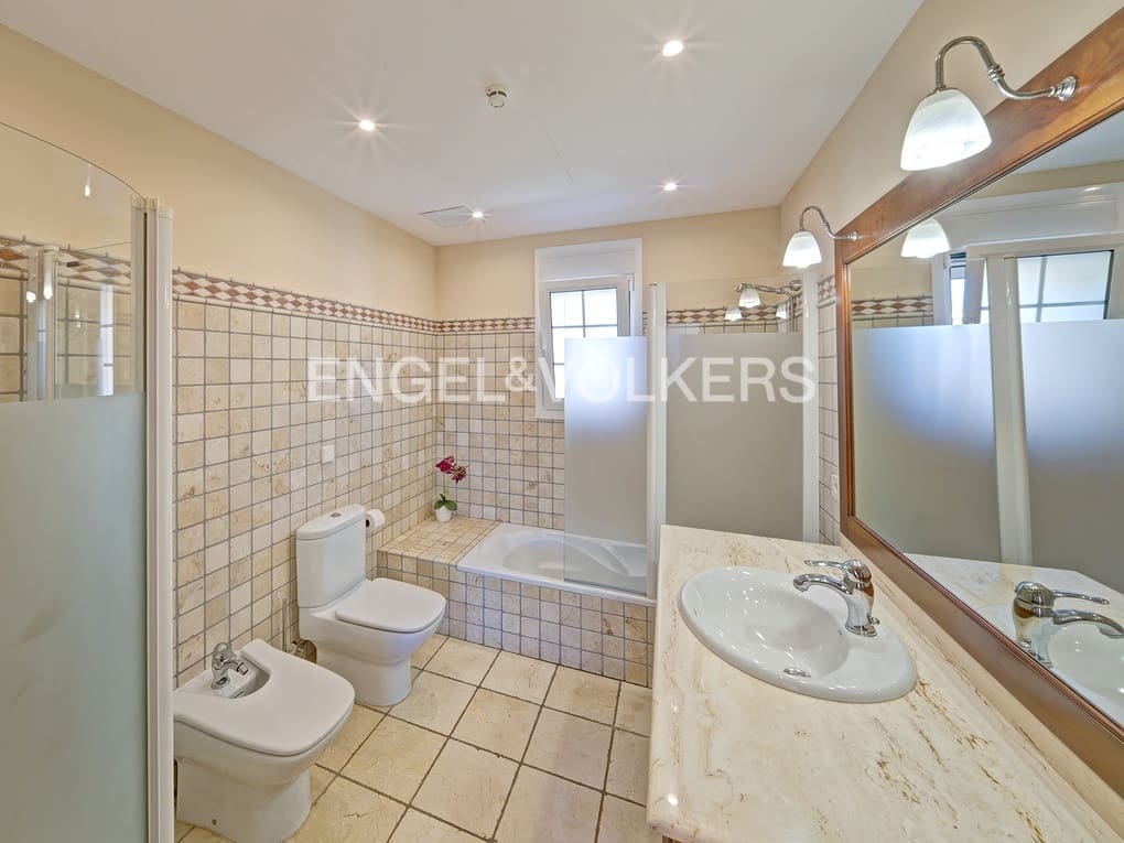 Chalet de 6 habitaciones en Calpe / Calp en venta con piscina garaje - 3.150.000 € (Ref: 7537323)