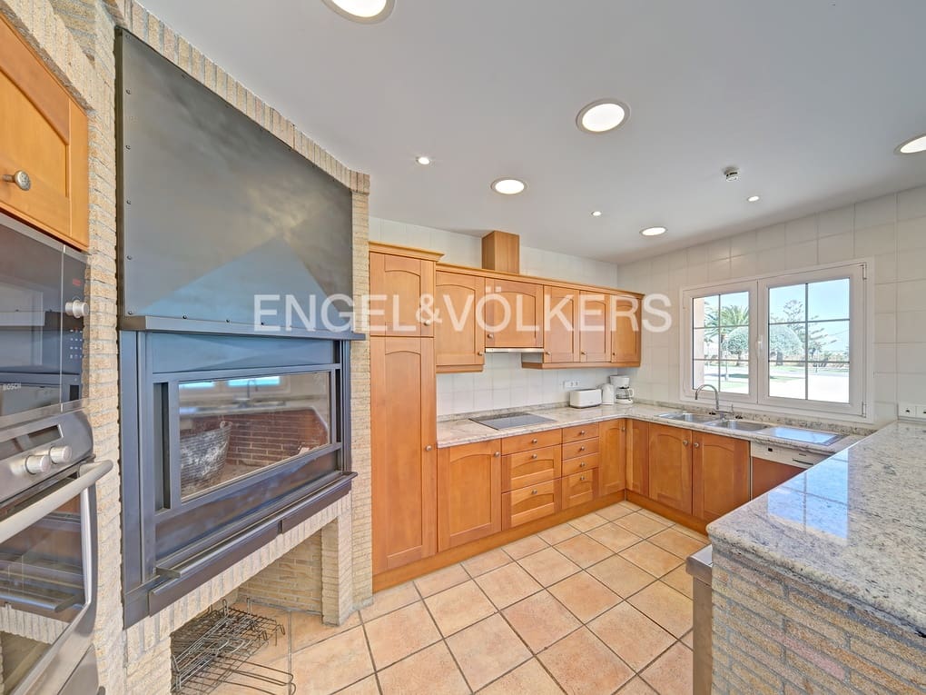 Chalet de 6 habitaciones en Calpe / Calp en venta con piscina garaje - 3.150.000 € (Ref: 7537323)