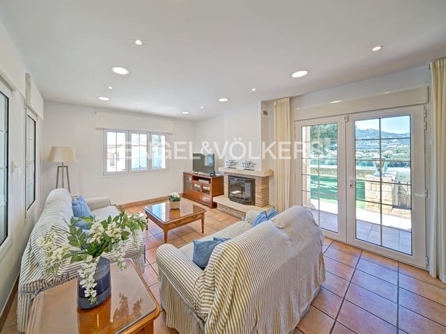 Chalet de 6 habitaciones en Calpe / Calp en venta con piscina garaje - 3.150.000 € (Ref: 7537323)