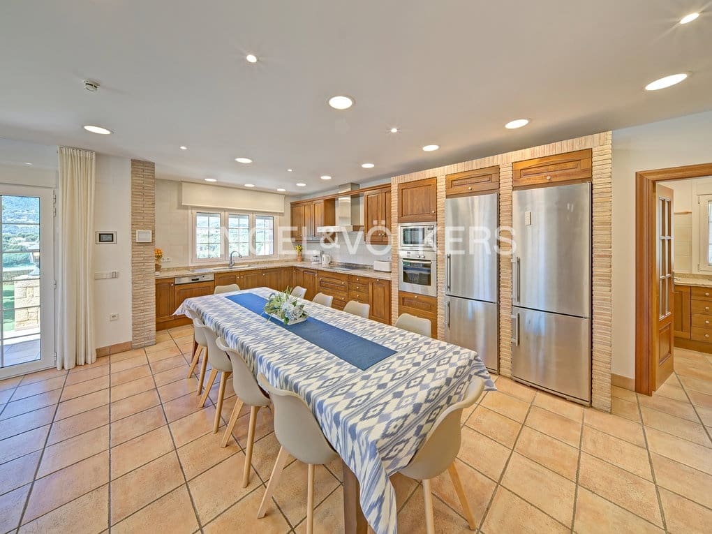 6 soveværelse Villa til salg i Calpe / Calp med swimmingpool garage - € 3.150.000 (Ref: 7537323)