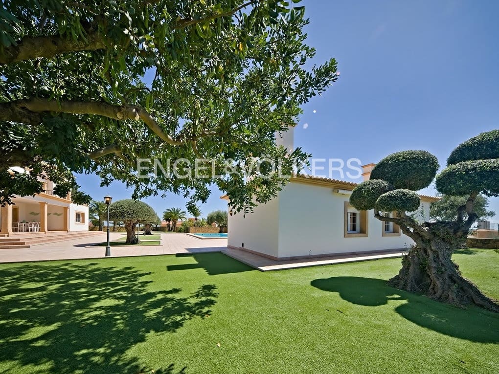 6 soveværelse Villa til salg i Calpe / Calp med swimmingpool garage - € 3.150.000 (Ref: 7537323)