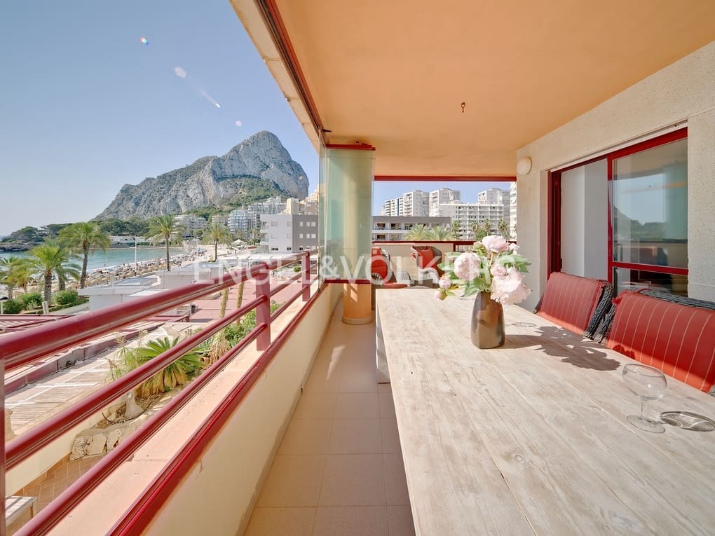 2 makuuhuone Huoneisto myytävänä paikassa Calpe / Calp mukana uima-altaan 
autotalli - 530 000 € (Ref: 7662197)