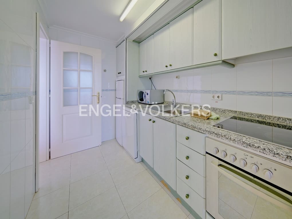 2 makuuhuone Huoneisto myytävänä paikassa Calpe / Calp mukana uima-altaan 
autotalli - 530 000 € (Ref: 7662197)