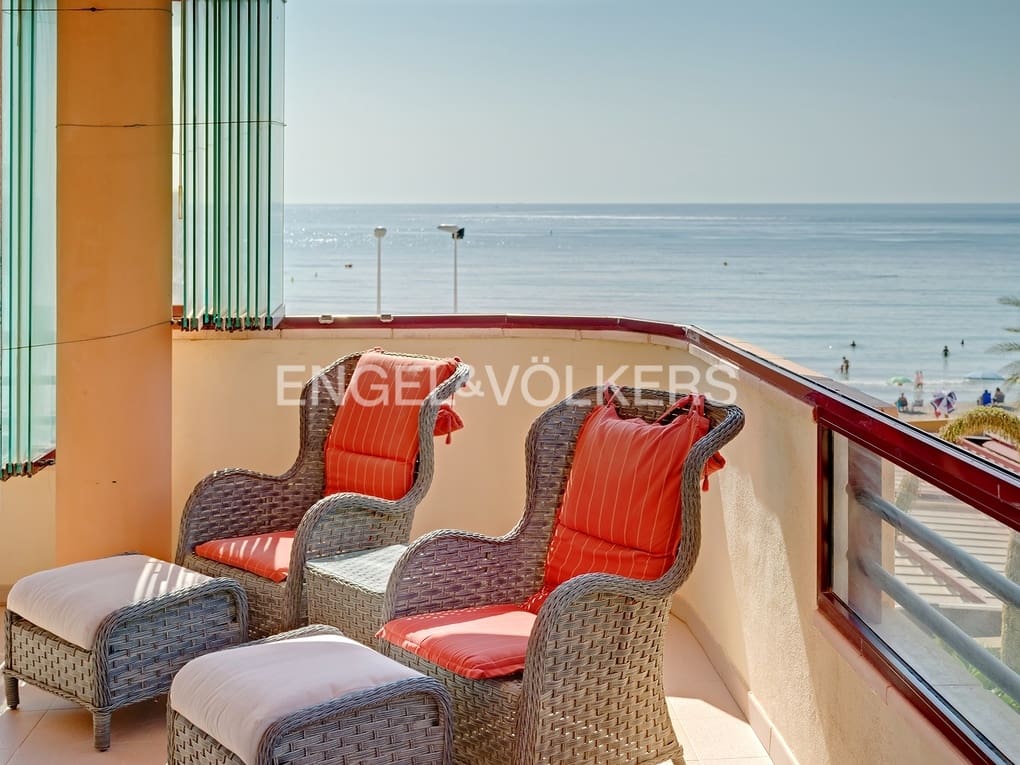 2 makuuhuone Huoneisto myytävänä paikassa Calpe / Calp mukana uima-altaan 
autotalli - 530 000 € (Ref: 7662197)