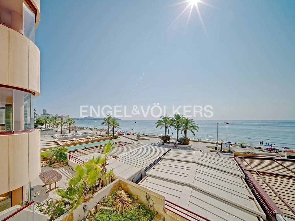 2 makuuhuone Huoneisto myytävänä paikassa Calpe / Calp mukana uima-altaan 
autotalli - 530 000 € (Ref: 7662197)