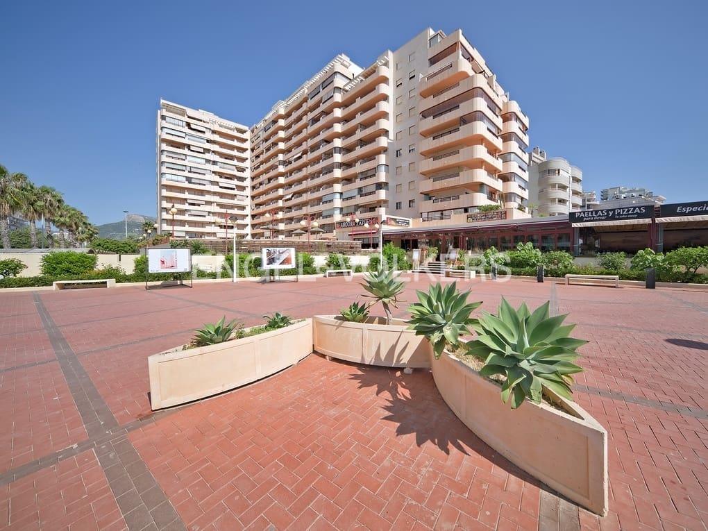 2 makuuhuone Huoneisto myytävänä paikassa Calpe / Calp mukana uima-altaan 
autotalli - 530 000 € (Ref: 7662197)