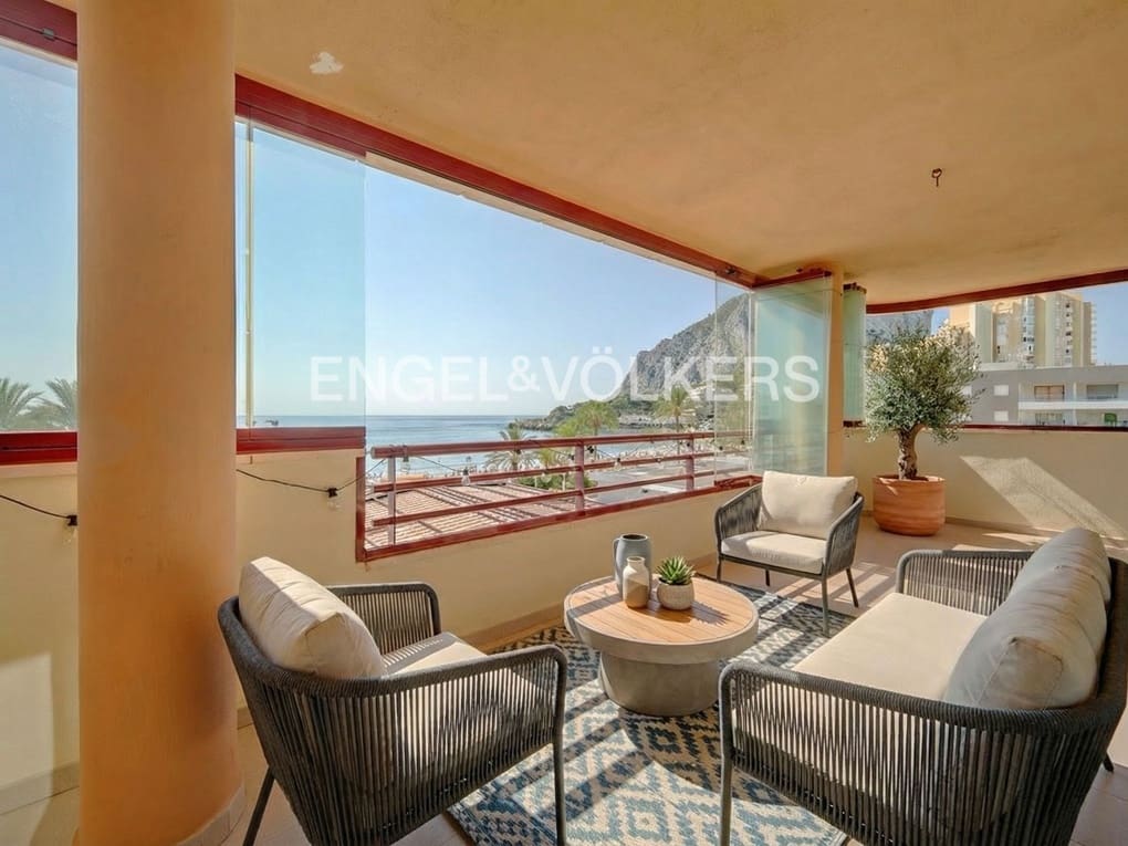 2 Zimmer Apartment zu verkaufen in Calpe / Calp mit Pool Garage - 530.000 € (Ref: 7662197)