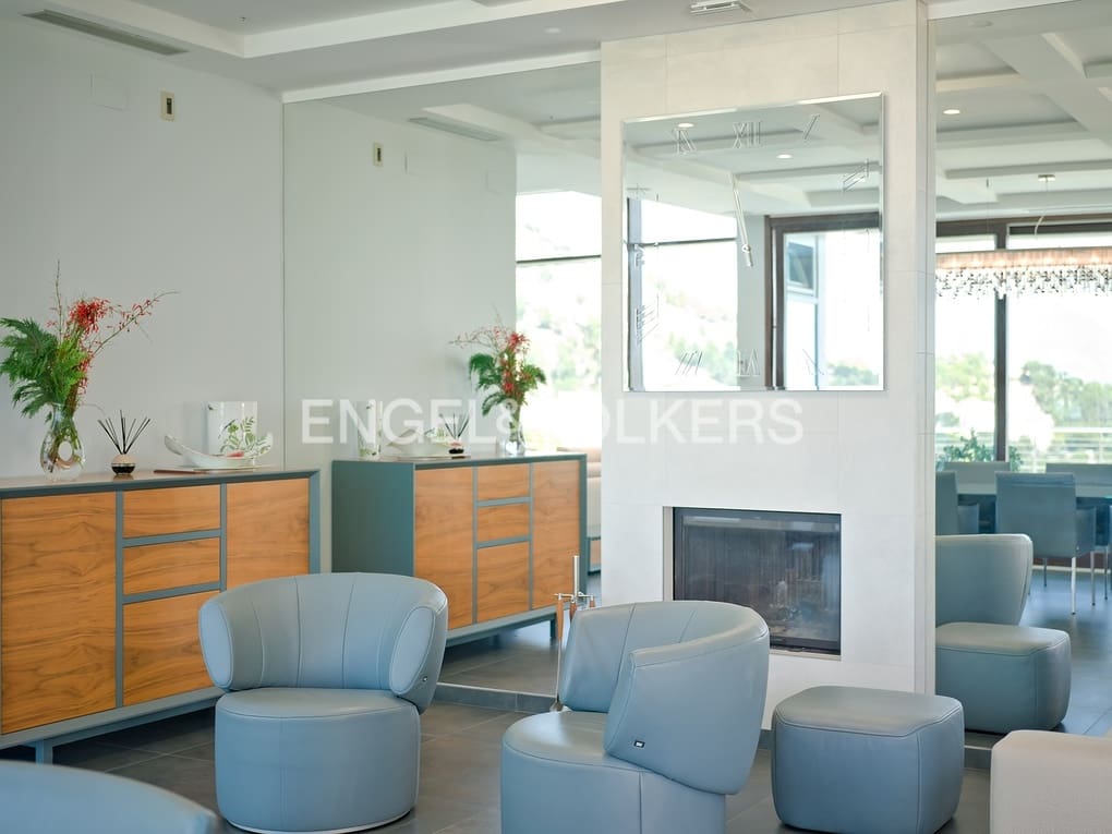 5 bedroom Villa for sale in Altea with pool garage - € 2,480,000 (Ref: 7675253)