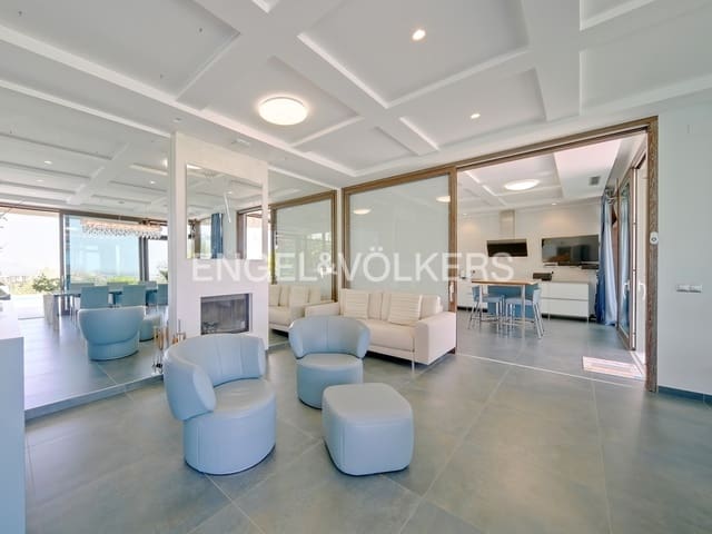 5 bedroom Villa for sale in Altea with pool garage - € 2,480,000 (Ref: 7675253)