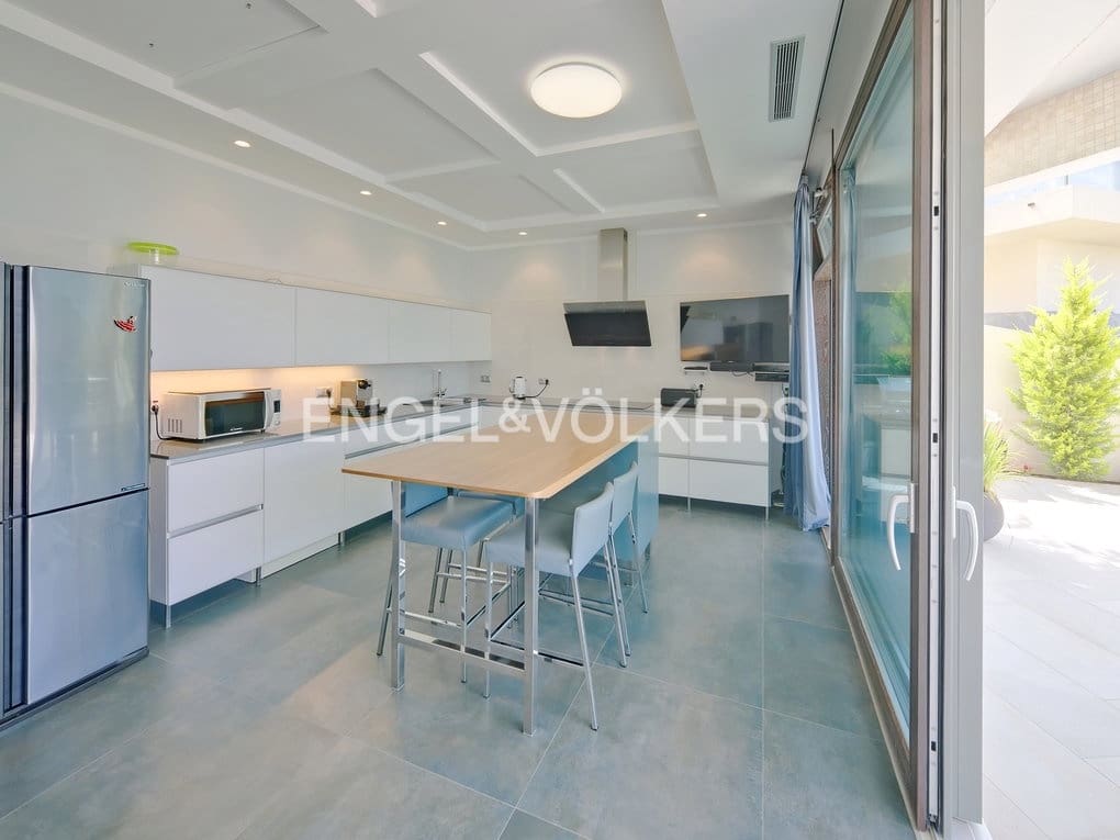 5 Zimmer Villa zu verkaufen in Altea mit Pool Garage - 2.650.000 € (Ref: 7675253)